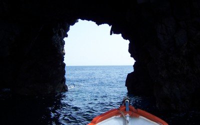 Filicudi - grotta del bue marino