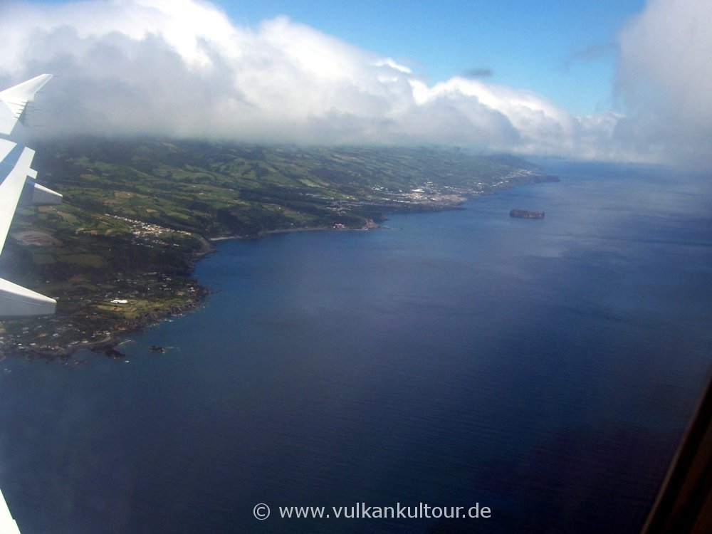 Anflug auf Ponta Delgada