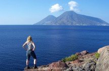 Lipari Westküste - Blick nach Salina