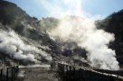 Starke Dampfentwicklung im Vulkan Solfatara aufgrund des feuchten Wetters