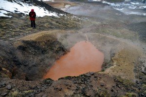 Heißer Mudpool bei Hveragerði