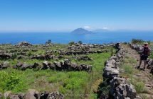 Alicudi - Blick von der Hochebene Pianure nach Filicudi