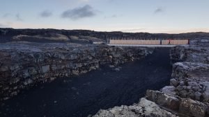 Brücke über die Kontinente (Reykjanes-Halbinsel)