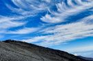 Abstieg vom Ätna unter Federwolken