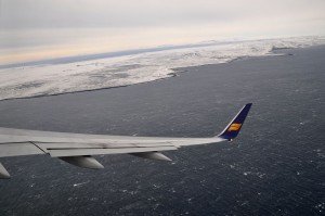 Anflug auf das winterliche Island