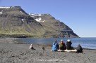 Am Strand von Skálavík