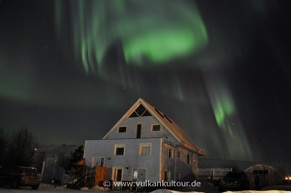 Polarlichter über unserer Pension bei Akureyri