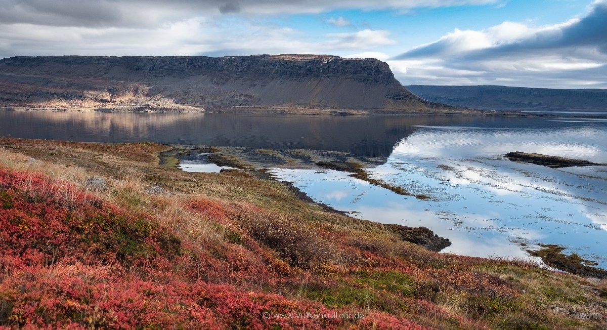 Bunter Herbst in den Westfjorden