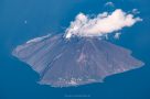 Stromboli - Blick aus dem Flugzeug