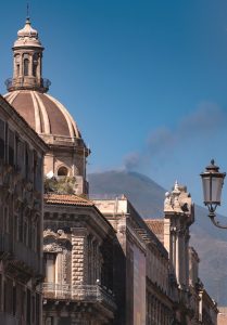 Catania - Blick von der Via Etnea zum Ätna