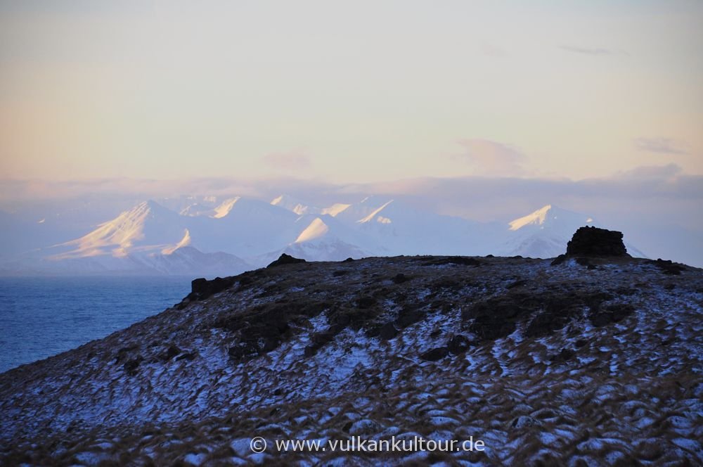Blick von Grímsey nach Nordisland