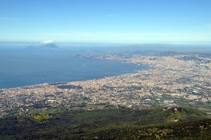 Blick vom Vesuv auf den Golf von Neapel