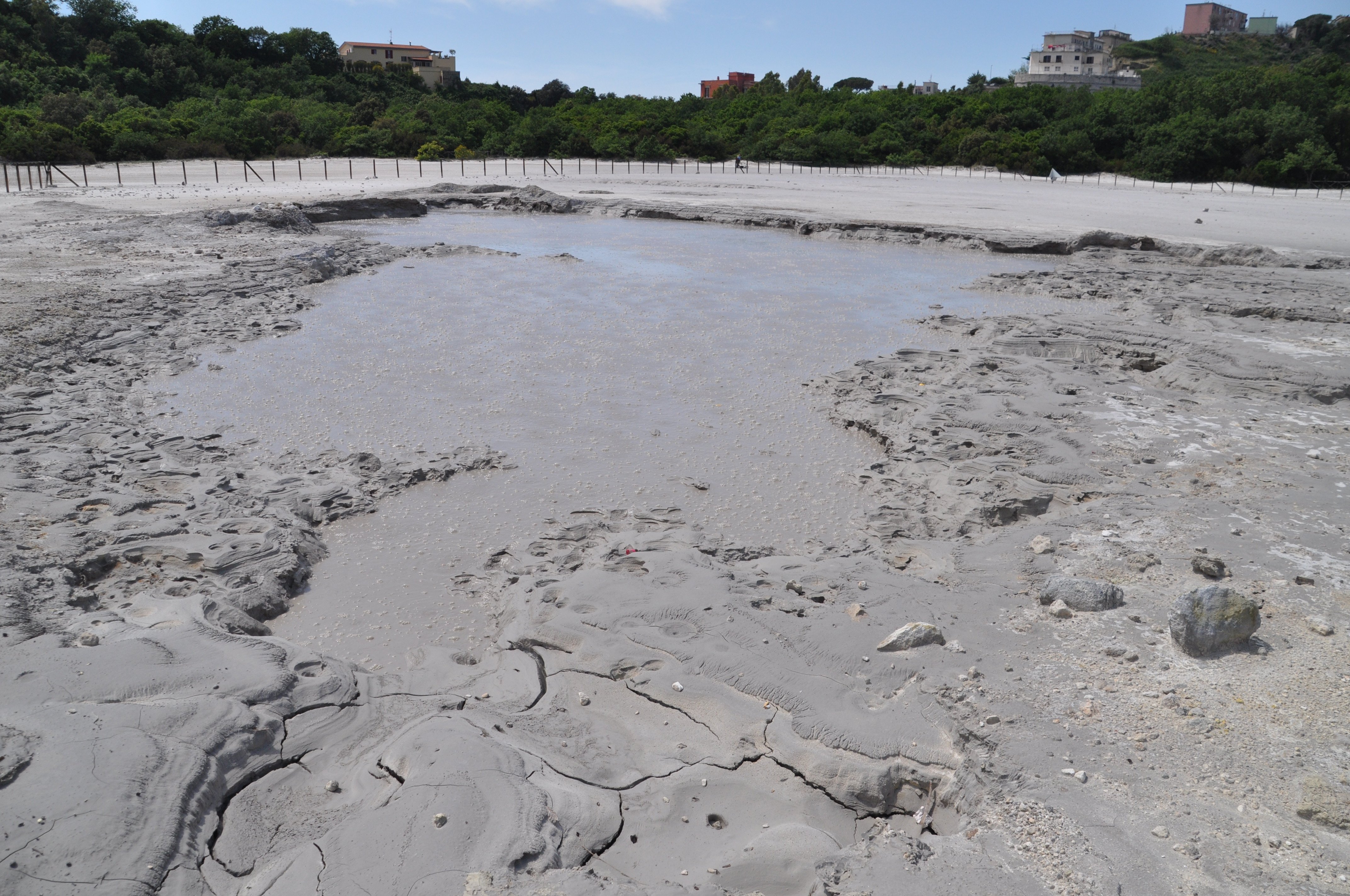 Fangaia - der blubbernde Mudpool im Vulkan Solfatara