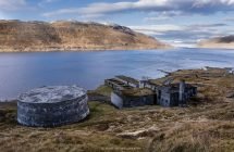 Alte Heringsfabrik im Ingólfsfjörður (Westfjorde)