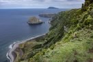 Wanderklassiker auf Flores: von Ponta Delgada nach Fajã Grande (im Blick Flores' kleine Schwesterinsel Corvo)