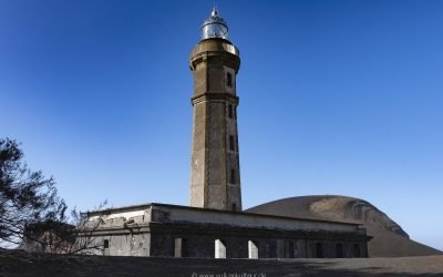 Der Leuchtturm von Capelinhos