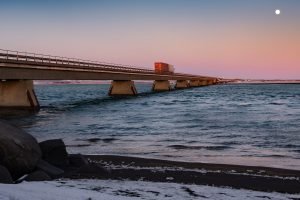 Brücke über die Mündung der Ölfusá
