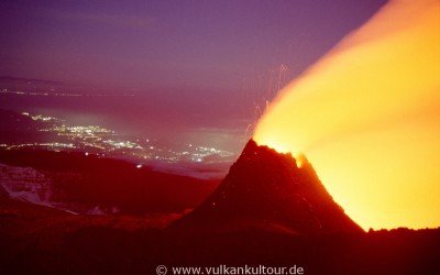 Ätna - Hornitobildung und Lavastrom, Flankeneruption November 2006