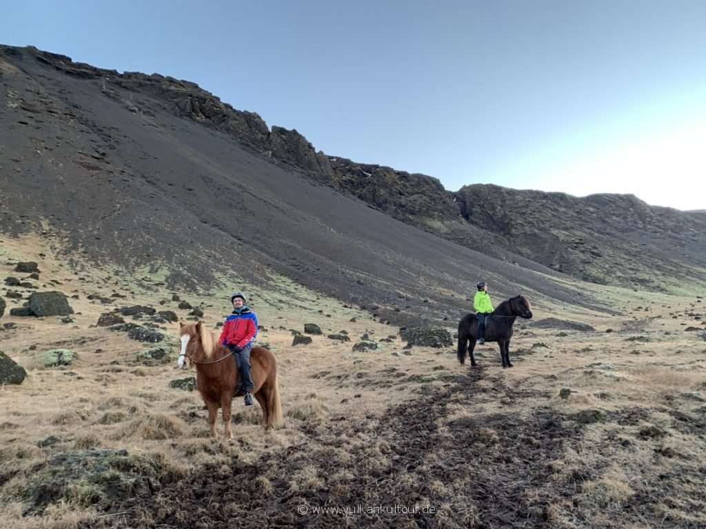 Auf dem Rücken der Pferde das Land entdecken