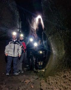 Die Grotta di Serracozzo, eine der schönsten Lavatubes am Ätna!
