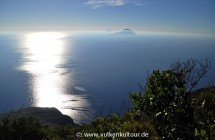 Wanderung um den Monte dei Porri mit Blick auf Filicudi und Alicudi