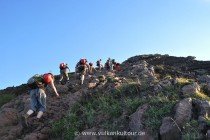 Stromboli - Aufstieg auf dem alten Weg (Punta Labronzo) - leichte Kletterstelle