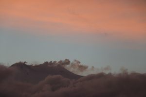 Am Morgen des 24.1.2017 - erste Anzeichen für beginnende Aktivität (Foto © Flo Pachaly)